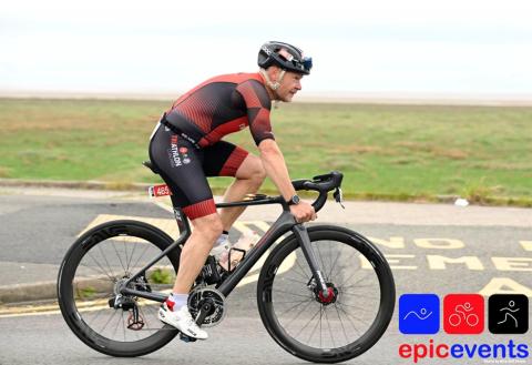 Ed Crisp on the bike at Southport Triathlon